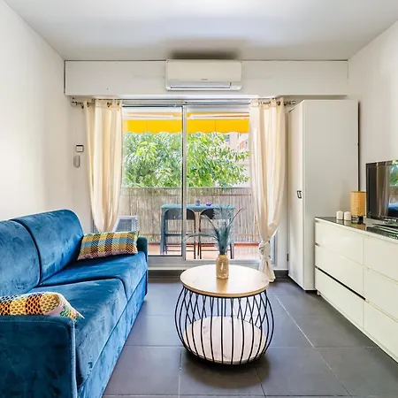 Vieux-port: Climatise + Balcon Apartment